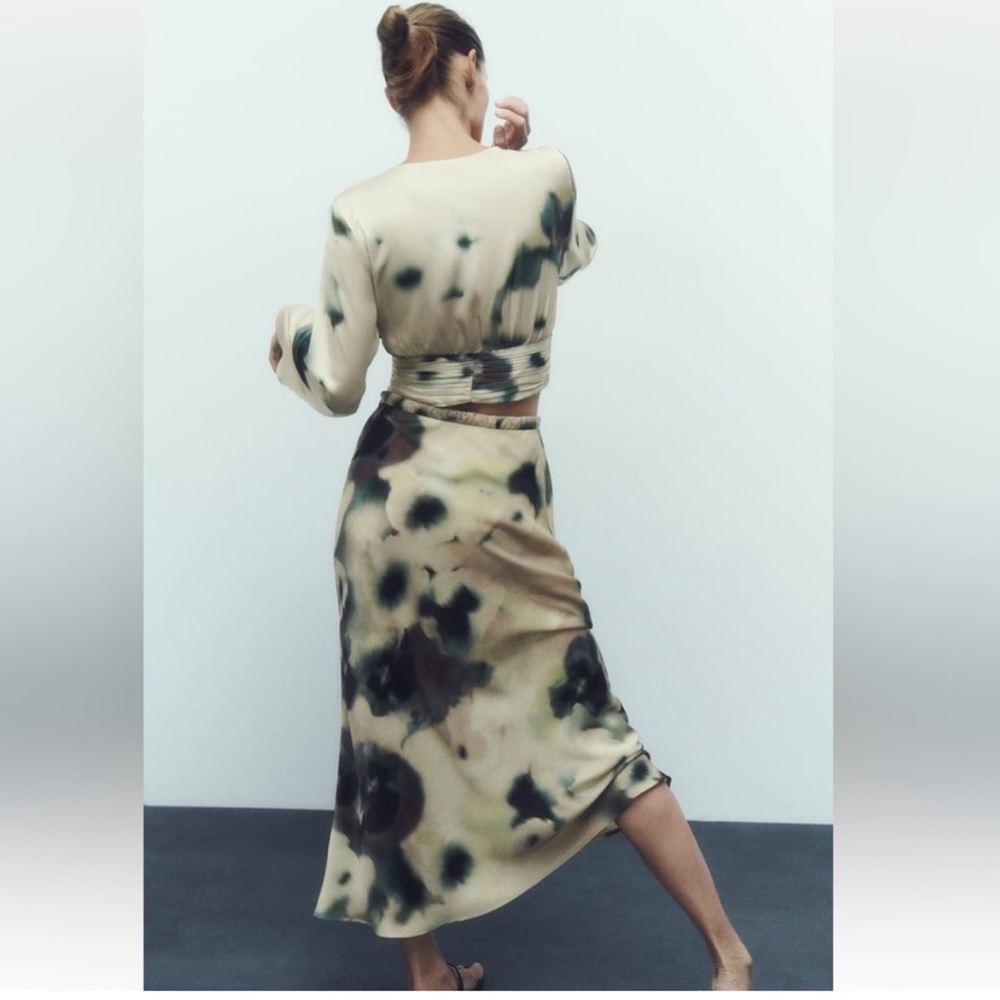 Zara TIE DYE PRINT SATIN EFFECT MIDI SKIRT